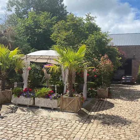 게스트하우스 Le Clos De La Belle Loge Location De 3*